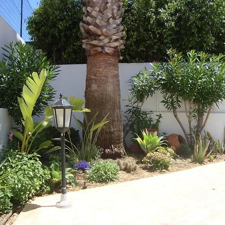 Casa Cravos Faro